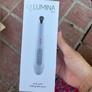 lumina Eye Lift